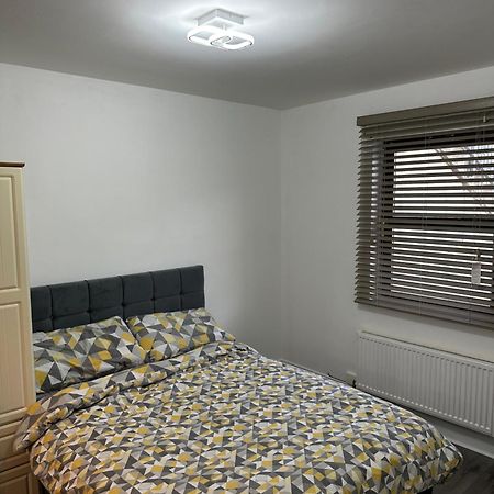 Cosy Room Shannon Exterior foto